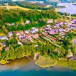 Semesterbostad Luxurious In Zawory With Sauna *